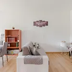Pelizzi Apartment, 5 persone, 2 camere, balcone, Cinecittà