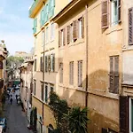 Elegant Trilussa Apartment