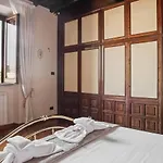 Hostme Colosseum Apartment