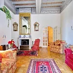 Halldis Apartments - Piazza Di Spagna
