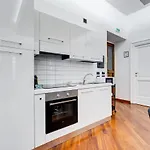 Bdc - Spanish Steps Gold 2Bdr Suite