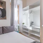 Iflat Navona White And Stylish Apartment