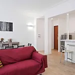 Large&bright 3 bed flat near Piazza del Popolo