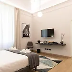 Foresteria Di Piazza Cavour - Luxury Suites & Guest House