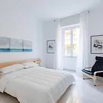Arezzo Apartment, Metro Bologna E Bus Per La Sapienza, 4 Persone, Wifi