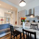Liano Guesthouse