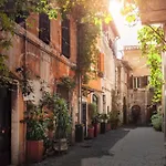 Appartamento Nel Cuore Di Trastevere
