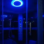 Parisa Suite