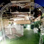 San Pietro Shabby Chic Apartment