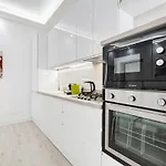 Bmga L The White Crown Apartment In Testaccio