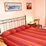 Stella\'S House