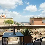 Rome As You Feel - Vatican Terrace Apartments With View