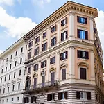 Luxury Trevi Fountain - Your Italian Holidays