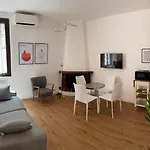 Domus Clivo