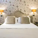Via Veneto Suites