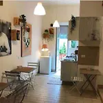 Dea Flora Home B&B