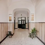 Athena\'S Apartment