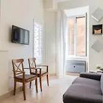 Tiberina Apartments - Rome Trastevere