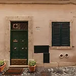 Piazza Navona Cozy And Central Studio
