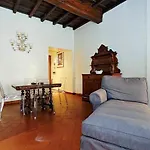 Crociferi