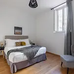 Iflat Spanish Steps Elegant Apartment