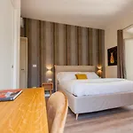 Design 18 Charming Rooms