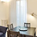 Sunny Flat In Elegant Building Close To Colosseum