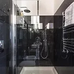 Trastevere Glorioso Wood 2 Bedrooms Apartment