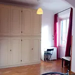 Large Vatican Apartment With 3 Bedroom For 6 Persons
