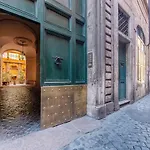 Roma Central Studio