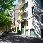 Leonardo Da Vinci Guest House