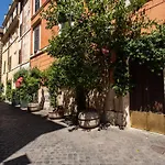 San Calisto Suite