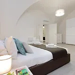 Ponte Cavour Apartment