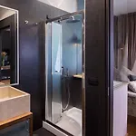 Qt Suites & Apartments - Sistina