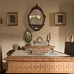 Una Casa A Roma