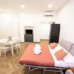 Merulana 209 Apartment - Colle Oppio