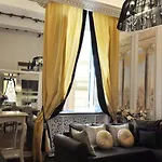The Right Place 4U Roma Savelli Boutique Apartment