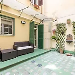 Charming Apartment With Patio A Few Steps From Colosseum