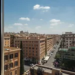 Colonna Suite - Rome San Giovanni
