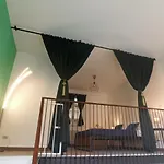 Melania\'S Green House