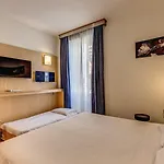 Hotel Franklin Feel The Sound