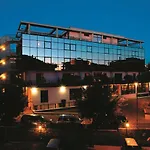 Hotel Zone