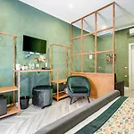 Ripetta Luxurious Suites