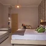 Urban Garden Hotel