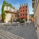 Belvilla By Oyo Victoria House