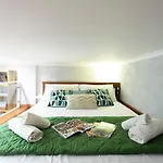 Freya - Trendy Loft