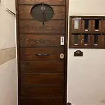 Cricket\'S House