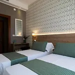 Hotel Pacific
