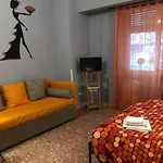 La Donna Garbata