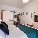 Studio Flat - Piazza San Cosimato By Yourhost